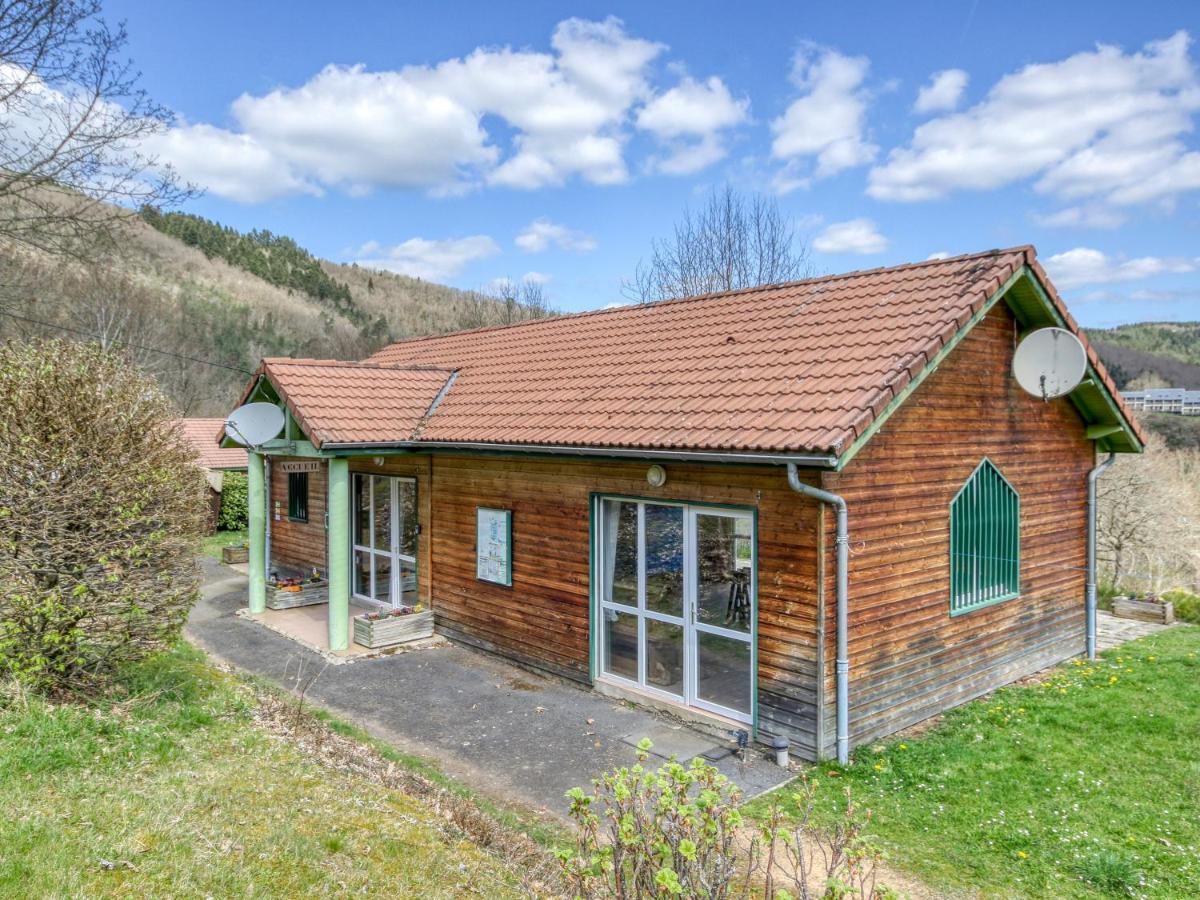 Vacanceole - Les Chalets De La Chazotte Saint-Jacques-dʼAmbur Exteriör bild