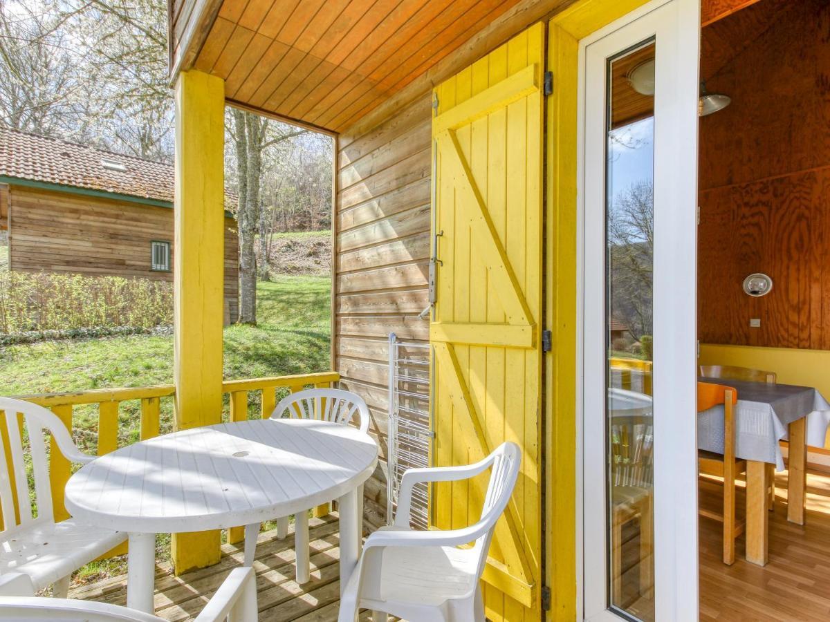 Vacanceole - Les Chalets De La Chazotte Saint-Jacques-dʼAmbur Exteriör bild