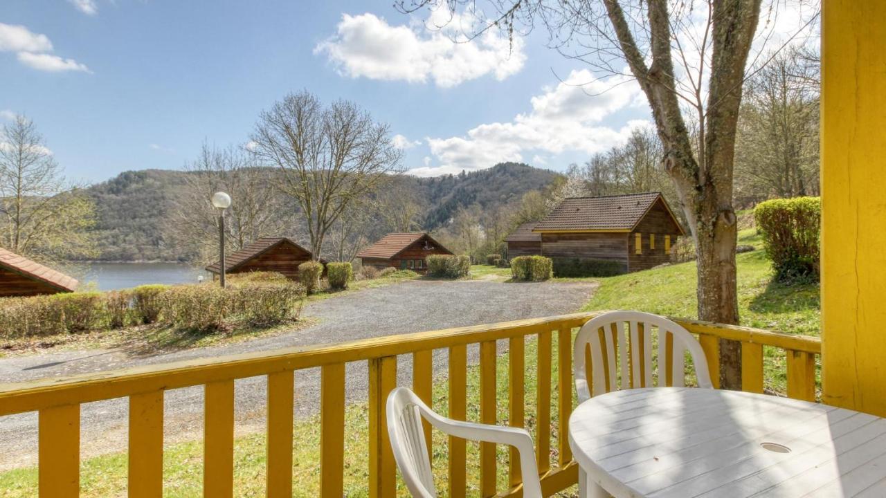 Vacanceole - Les Chalets De La Chazotte Saint-Jacques-dʼAmbur Exteriör bild